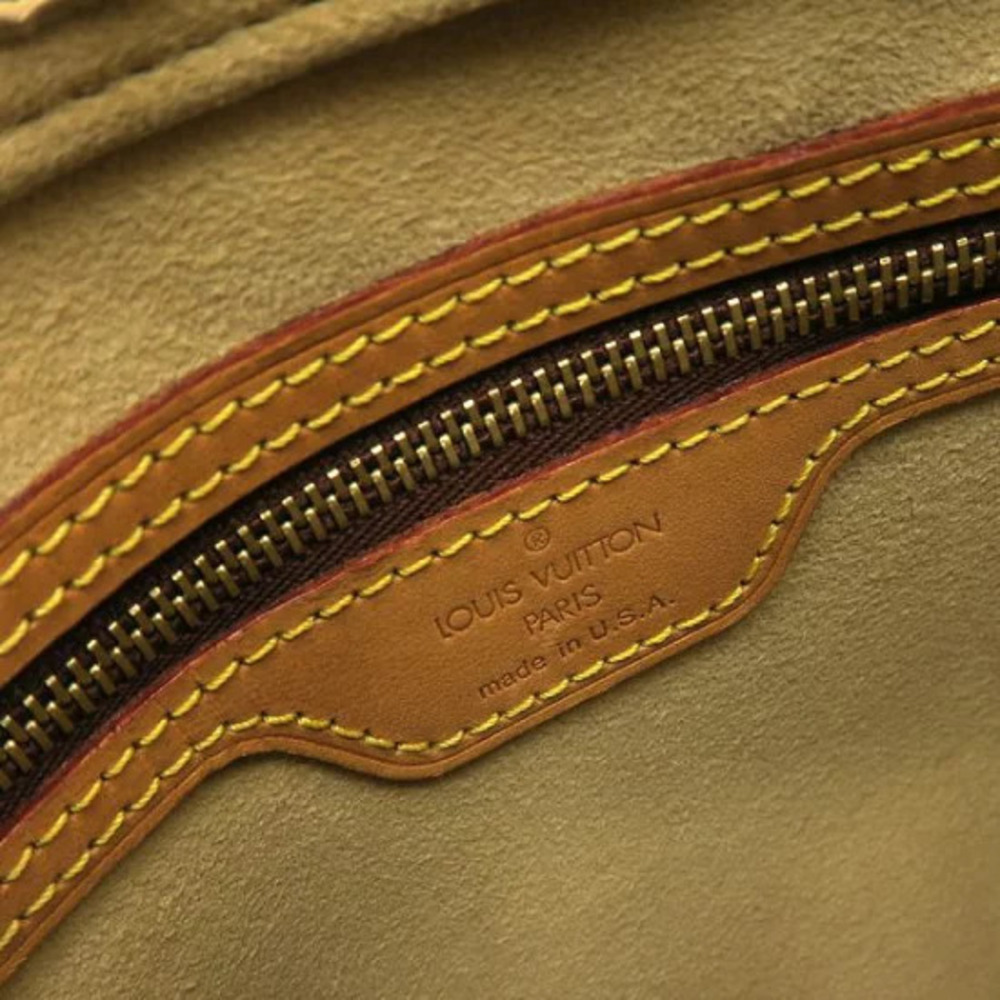Louis Vuitton Monogram Looping - Picture 8 of 9
